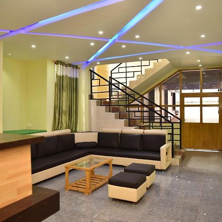 Hotel City Palace Inn Shillong Ngoại thất bức ảnh