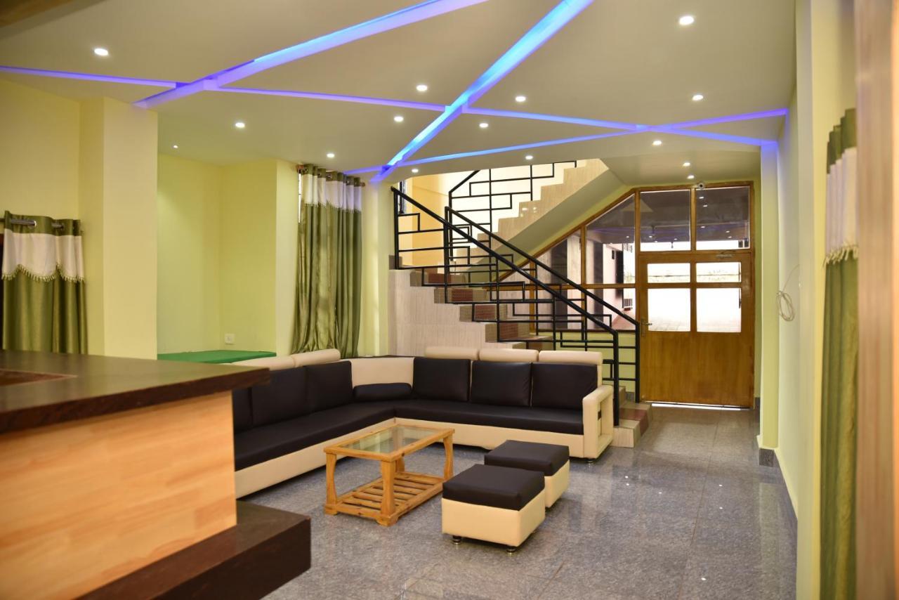 Hotel City Palace Inn Shillong Ngoại thất bức ảnh